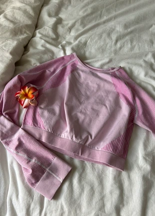 Haut de sport, marque: Shein, état: Très bon état, taille: L / 40 / 12, 3,90 €, 4,80 € Protection acheteurs incluse