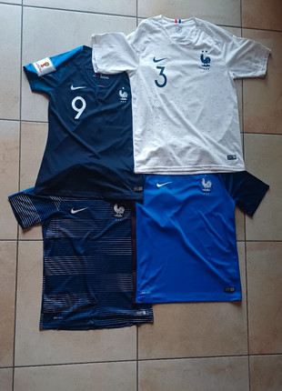 Set, 4, maglie, Francia, Nike, Umtiti, 22, Kimpembe, 3, Giroud, 9, marke: EQUIPE DE FRANCE, zustand: Gut, größe: Universal, 54,99 €, 58,44 € inklusive Vinted-Käuferschutz