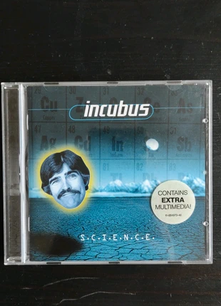Cd Incubus s.c.i.e.n.c.e, état: Très bon état, taille: Taille unique, 2,00 €, 2,80 € Protection acheteurs incluse