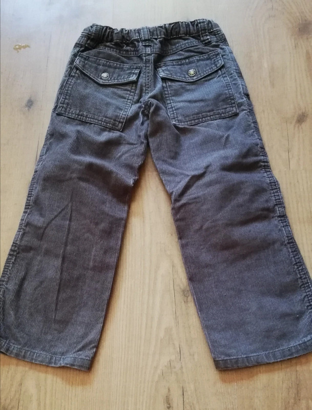 Jungen Hose Größe 108cm 4