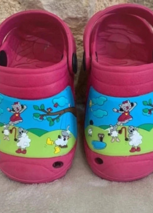 Sabots bébé Blackfox T18/19 – Très bon état + étiquette – Mixte – Style Crocs – Été/Jardin/Plage, marke: Blackfox, zustand: Sehr gut, größe: 18, 5,00 €, 5,95 € inklusive Vinted-Käuferschutz