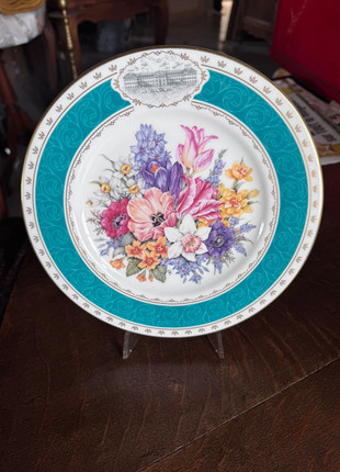 Assiette décorative avec support - Chelsea springtime, marque: chelsea springtime, état: Très bon état, 25,00 €, 26,95 € Protection acheteurs incluse