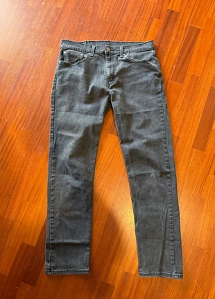 Pantalone uomo Levi’s, merk: Levi's, staat: Heel goed, maat: L, € 25,00, € 26,95 inclusief Kopersbescherming