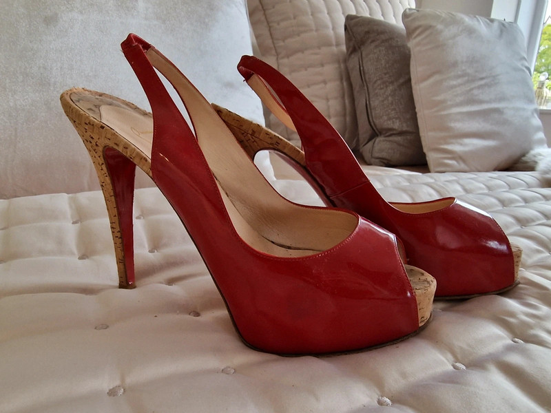 Louboutin vinted sales