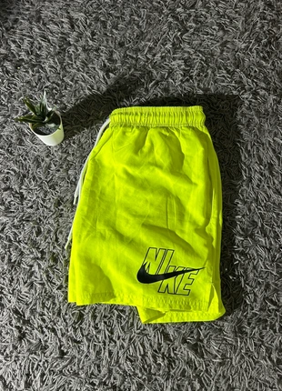 Short de bain nike, marque: Nike, état: Neuf avec étiquette, taille: L, 20,00 €, 21,70 € Protection acheteurs incluse