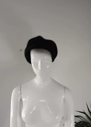 Casquette gavroche en laine, marque inconnu, staat: Heel goed, maat: Universele maat, € 12,00, € 13,30 inclusief Kopersbescherming