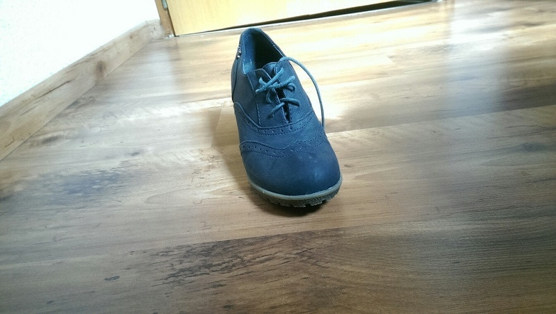 Chaussures bleu à talons compensés 2