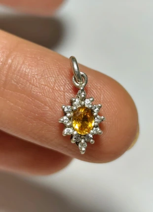 Pendentif en argent et citrine, marque: pas de marque, état: Très bon état, 10,00 €, 11,20 € Protection acheteurs incluse