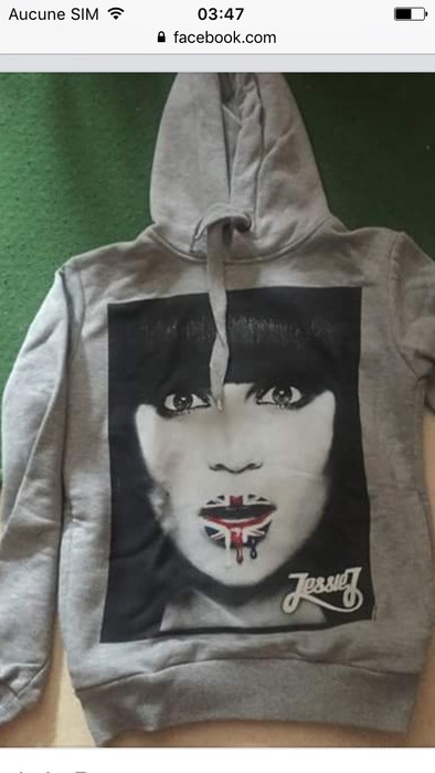 pull capuche Jessy J - Taille XS