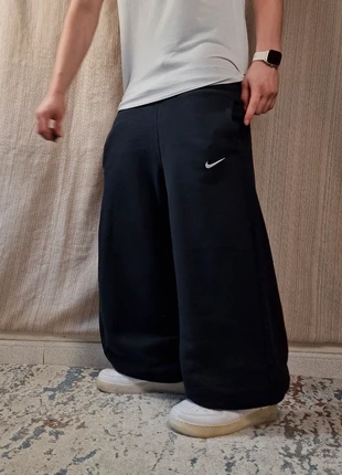 Nike Vintage Baggy Parachute Pants Schwarz Weiß NRG Solo Swoosh TN Shox Trackpants, marca: Nike, estado: Muy bueno, tamaño: S, 39,00 €, 41,65 € Protección al comprador incluida