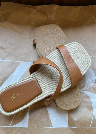 Mules Zara marron, marke: Zara, zustand: Neu, größe: 36, 18,00 €, 19,60 € inklusive Vinted-Käuferschutz