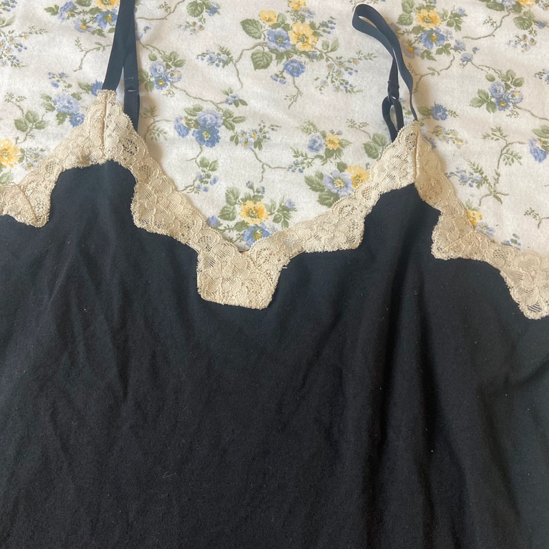 Black and cream lace cami top 3