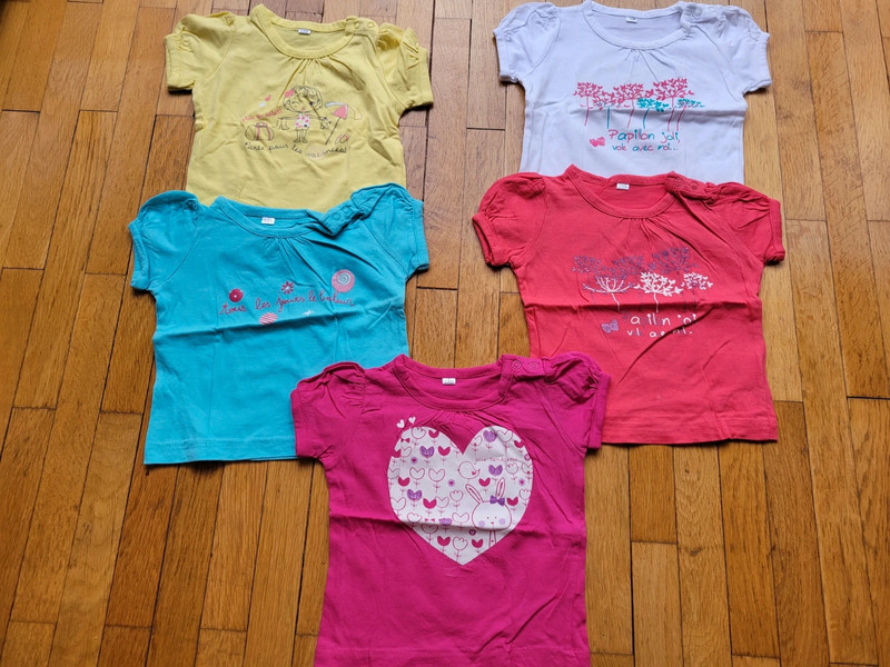 Lot de 5 T shirt b b fille Vinted