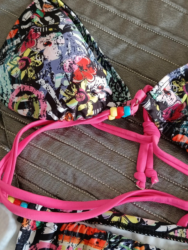 Bikini floral com missangas M 4