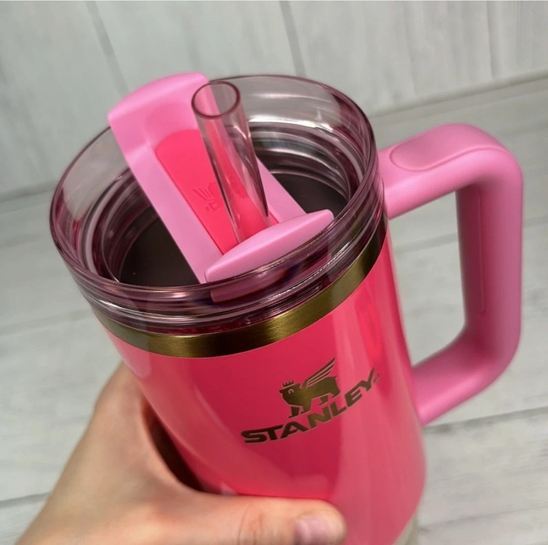 Stanley 30 oz Pink Parade 4