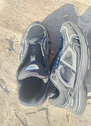 Dior b30, marque: Dior, état: Bon état, taille: 39, 40,00 €, 42,70 € Protection acheteurs incluse