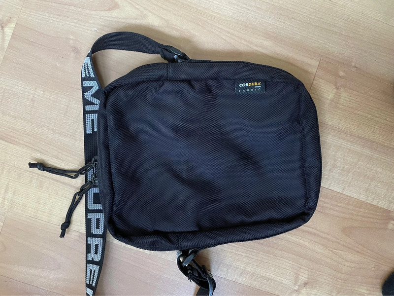 Ss18 shoulder sales bag supreme