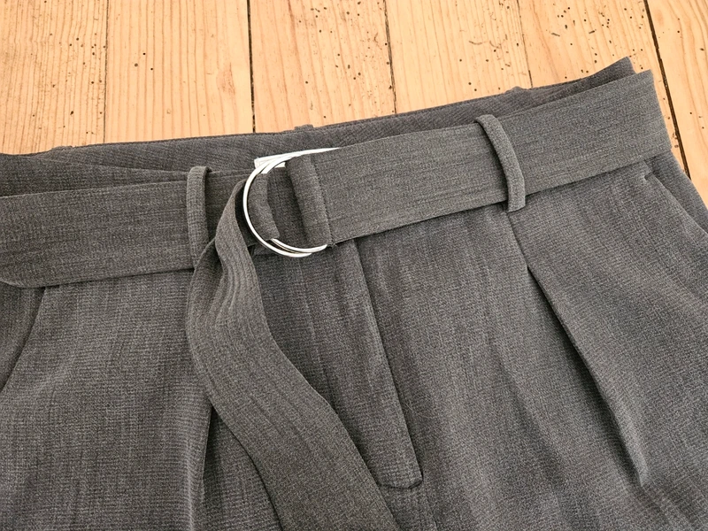 Pantalon 🩶 - photo numéro 2