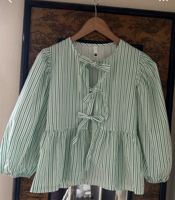 Blusa  Influencer Verde rayas de lazos Moda España 4