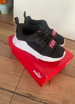 Scarpa puma bimba 25, merk: Puma, staat: Heel goed, maat: 25, € 8,00, € 9,10 inclusief Kopersbescherming