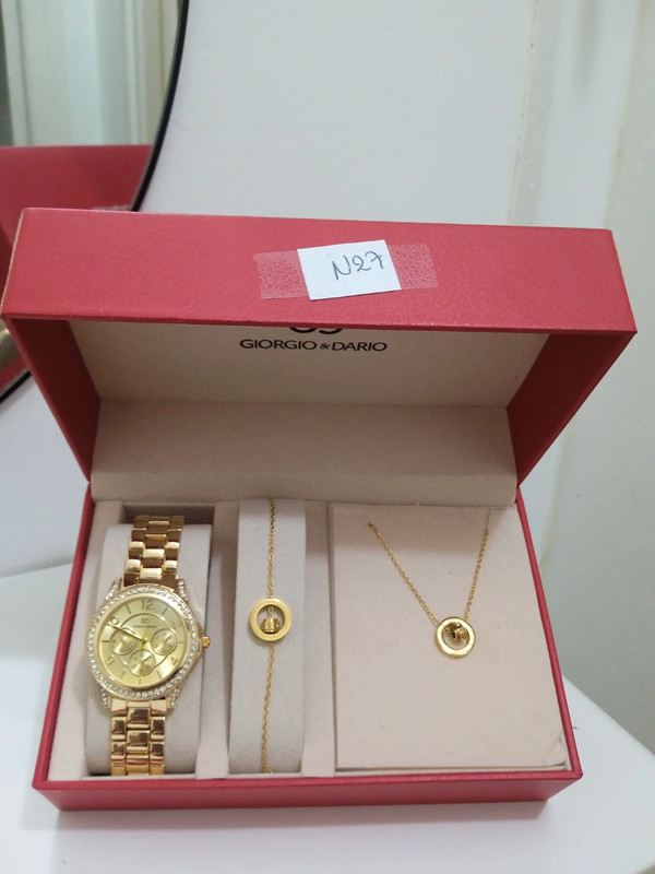 Coffret montre femme avec collier et bracelet en acier inoxydable 1