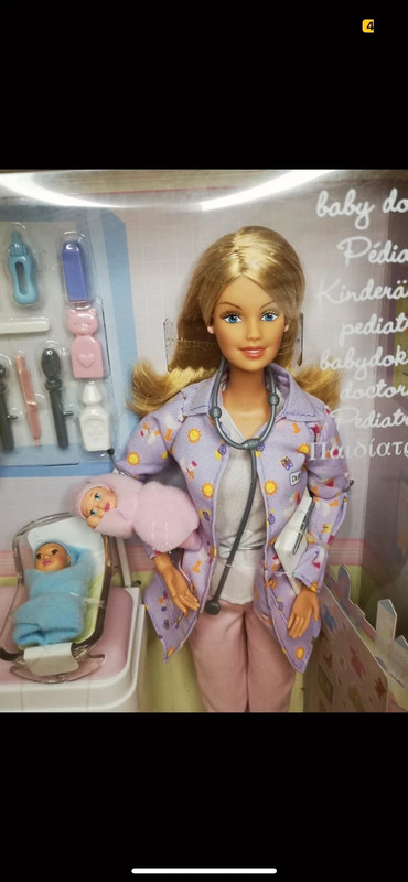 Barbie 2025 pediatra alcampo