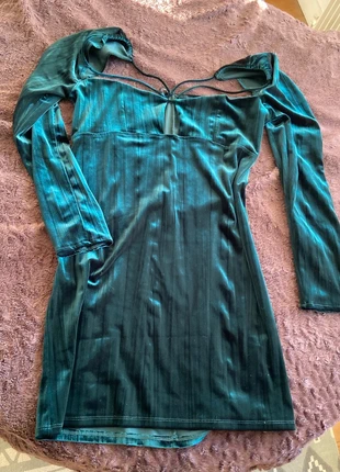 Robe velours Zara manches longues dos croisé verte, brand: Zara, condition: Very good, size: L / 40 / 12, €5.00, €5.95 includes Buyer Protection