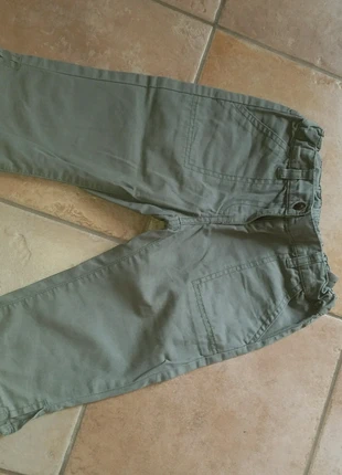 Short 3/4, merk: NKY, staat: Heel goed, maat: 6 jaar / 116 cm, € 2,00, € 2,80 inclusief Kopersbescherming