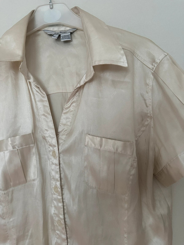 Chemise satinée couleur crème beige manches courtes 3