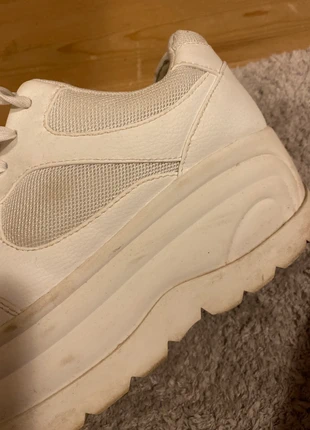 Scarpe bianche, marca: H&M, estado: Muito bom, tamanho: 39, €10.00, €11.20 inclui Proteção do Comprador