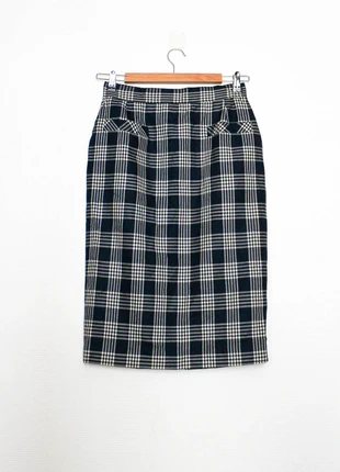 Wool plaid skirt | Jupe 100% laine à carreaux, marque: Pierre Cardin, état: Très bon état, taille: S / 36 / 8, 12,00 €, 13,30 € Protection acheteurs (Pro) incluse