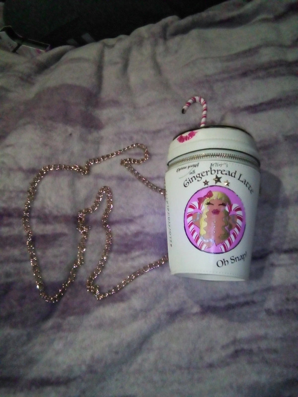 Betsey Johnson kitsch Gingerbread Latte Crossbody Bag Purse