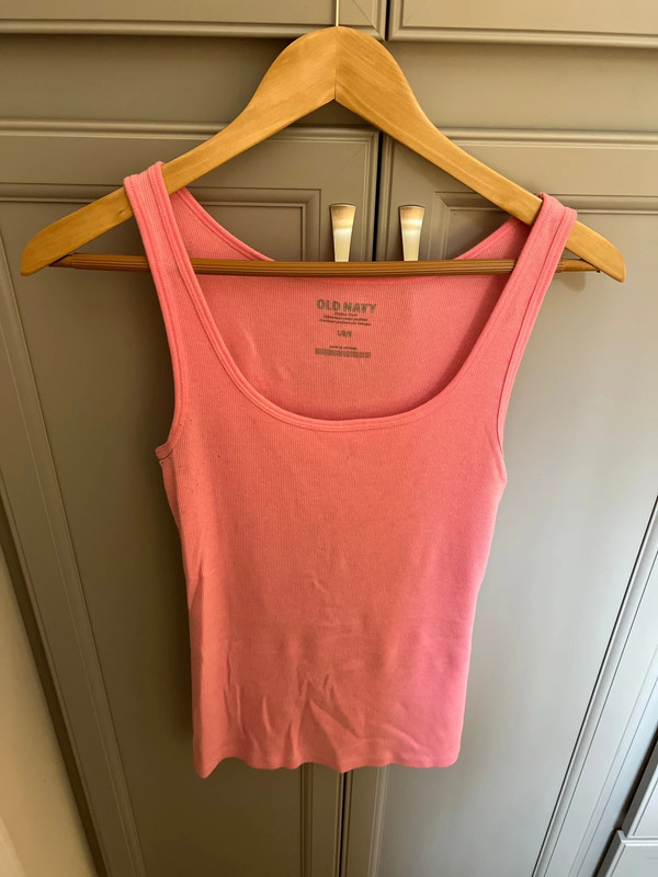 Women’s pink old navy tank top size large euc 1