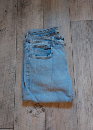 Jean slim , marque: Weekend, état: Bon état, taille: W32 | FR 42, 4,99 €, 5,94 € Protection acheteurs incluse