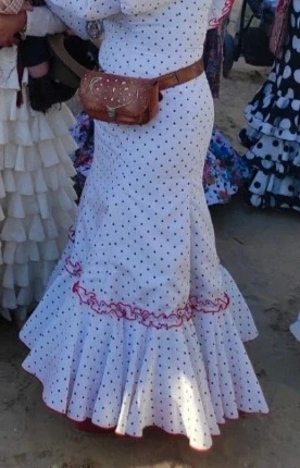 Traje de flamenca, talla 38 -40, marque: Flamenca, état: Neuf sans étiquette, taille: M / 38 / 10, 80,00 €, 84,70 € Protection acheteurs incluse