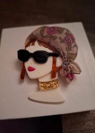 Broche vintage, marque: Vintage Dressing, état: Très bon état, 10,00 €, 11,20 € Protection acheteurs incluse