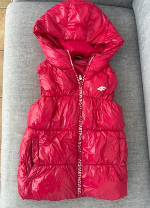 Warm pink vest for girls 4F 140 cm, marque: 4F, état: Très bon état, taille: 10 ans / 140 cm, 12,00 €, 13,30 € Protection acheteurs incluse