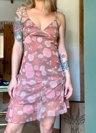 Robe mini à fleurs vintage Y2k en mesh asymétrique , marca: Vintage, estado: Muito bom, tamanho: S / 36 / 8, €14.00, €15.40 inclui Proteção do Comprador Pro