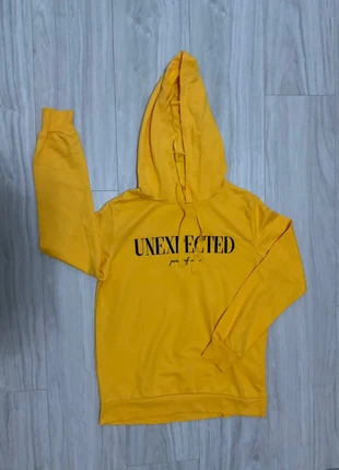 Sweat a capuche jaune 36, merk: LCW Casual, staat: Heel goed, maat: S / 36 / 8, € 5,50, € 6,48 inclusief Kopersbescherming