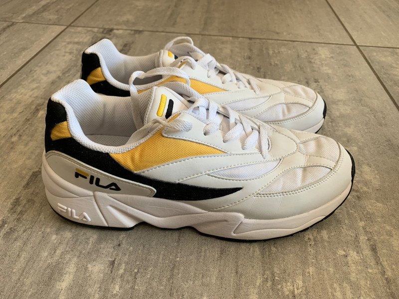 Fila venom hot sale jaune