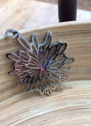 Pendentif Eclectic Jenny Lane , marque: Jenny Lane, état: Très bon état, 12,00 €, 13,30 € Protection acheteurs incluse