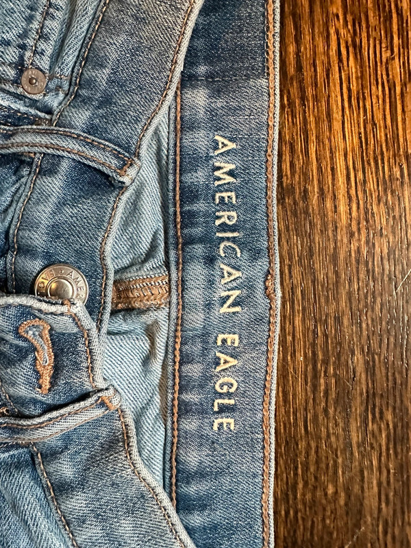 American Eagle Jeans 2