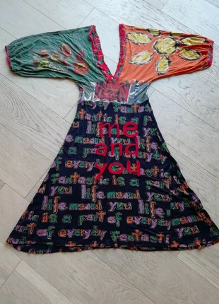 Robe Desigual taille M, marque: Desigual, état: Très bon état, taille: M / 38 / 10, 8,00 €, 9,10 € Protection acheteurs incluse