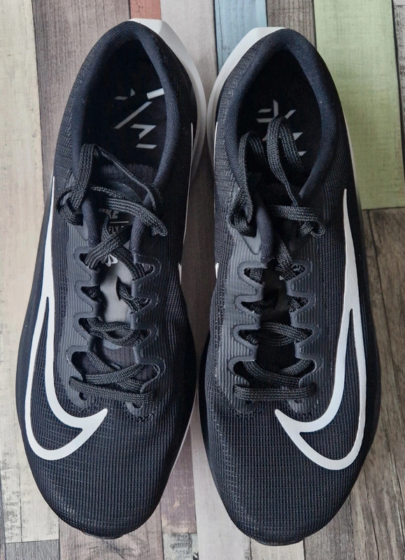 Nike Zoom Fly 5, maat 42,5 | Vinted