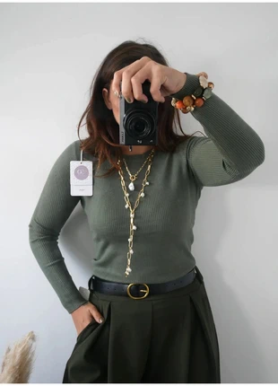 Basic : Pull côtelé kaki col rond du 36 au 40, marke: Boutique indépendante, zustand: Sehr gut, größe: Einheitsgröße, 16,99 €, 18,54 € beinhaltet Vinted-Käuferschutz Pro