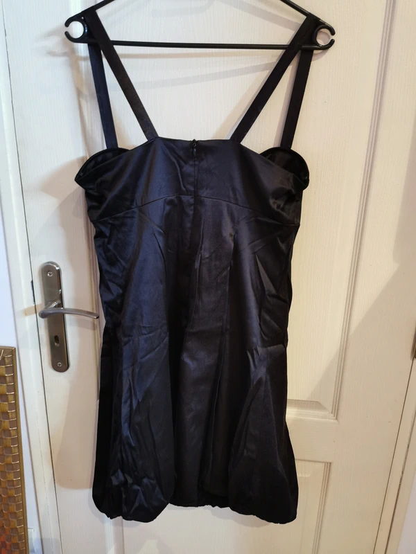 Robe toucher satin T42 - photo numéro 2