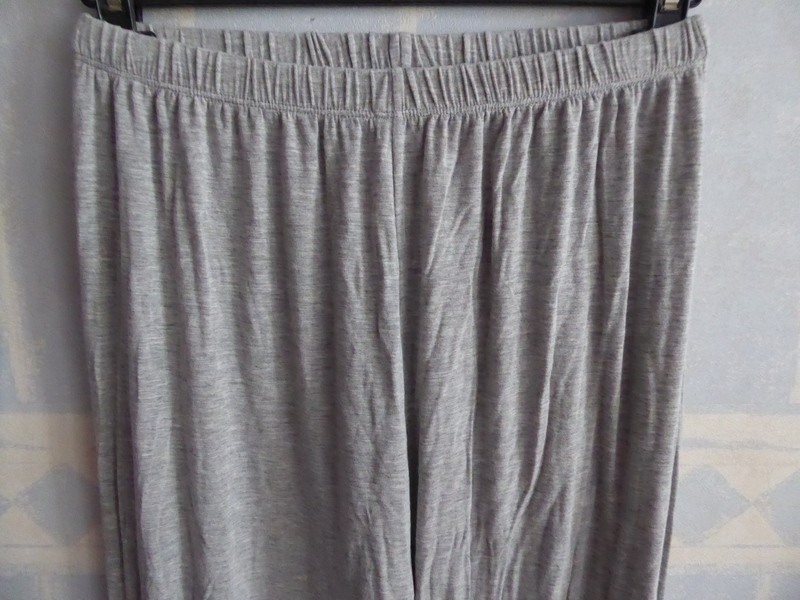 Pantalon de pyjama gris clair, taille 10-12ans 2