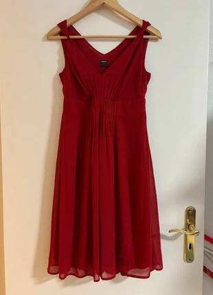 Rotes Kleid Esprit Gr 34, marque: Esprit, état: Très bon état, taille: XS / 34 / 6, 12,00 €, 13,30 € Protection acheteurs incluse
