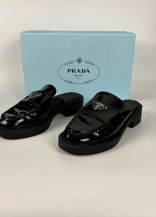 Mocassins mules suédois noirs Prada taille 38 |-5% pour les abonnés, brand: Prada, condizioni: Ottime, taglia: 38, €190.50, €200.73 include la Protezione acquisti Pro