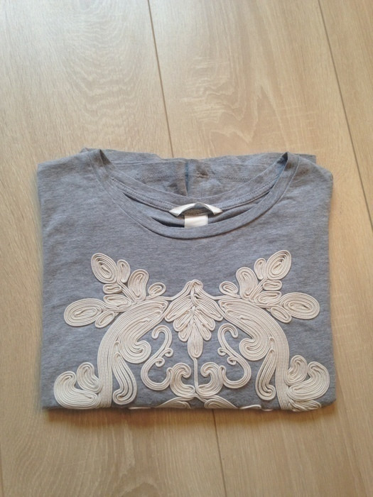 tee-shirt h&m taille S 2